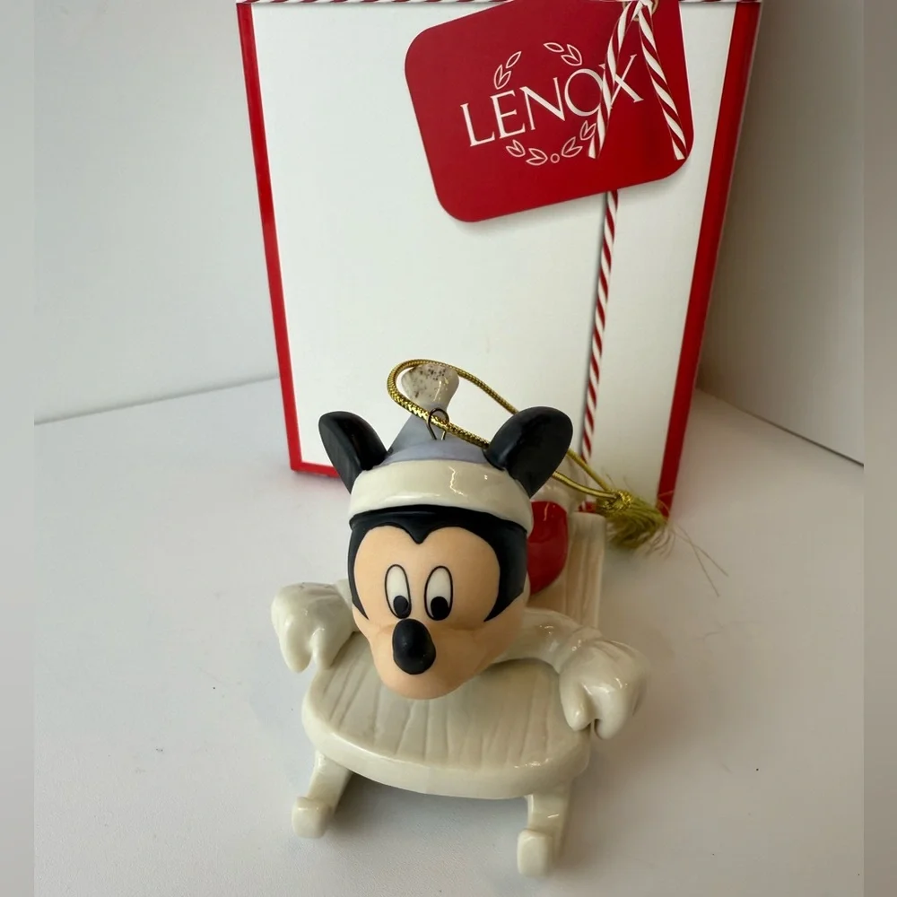 Lenox Disney Showcase Mickey’s Sledding Adventure‎ Ornament – 4” NEW OPEN BOX